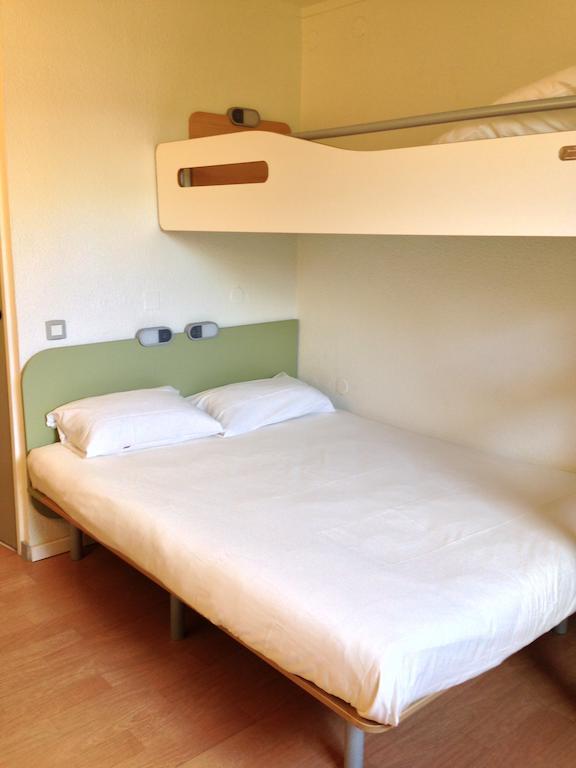 Ibis Budget Chartres Δωμάτιο φωτογραφία